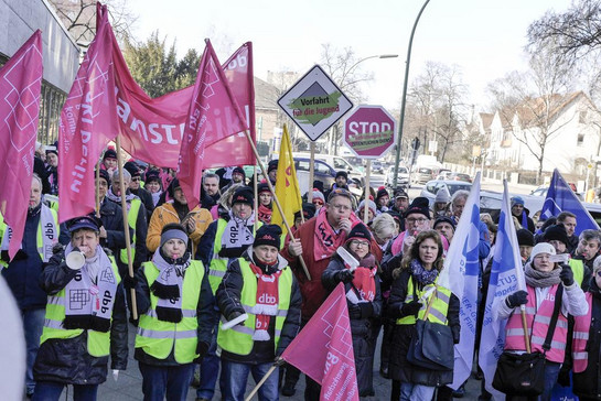 Warnstreik Berlin Gruppenbild